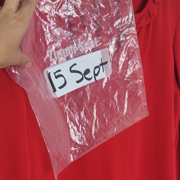 BLOUSOLOGY Women's Red Long-Sleeve VNeck Ruffled Collar Tied Cuffs Blouse Size L - Picture 12 of 12